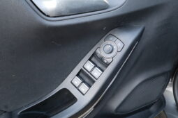 
										FORD Puma 1.0cc EcoBoost Hybrid 125cv S&S Aut. Titanium full									