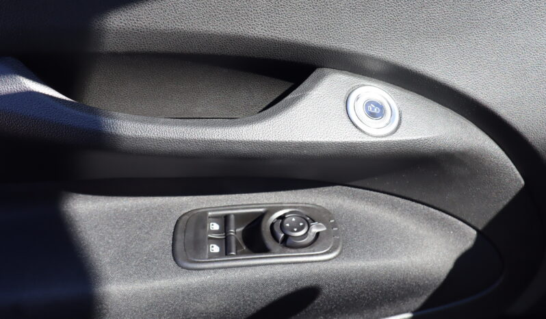 
								FIAT NUOVA 500 1.0cc 65cv Hybrid ICON + Pack Comfort full									