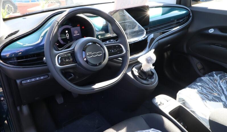 
								FIAT NUOVA 500 1.0cc 65cv Hybrid ICON + Pack Comfort full									