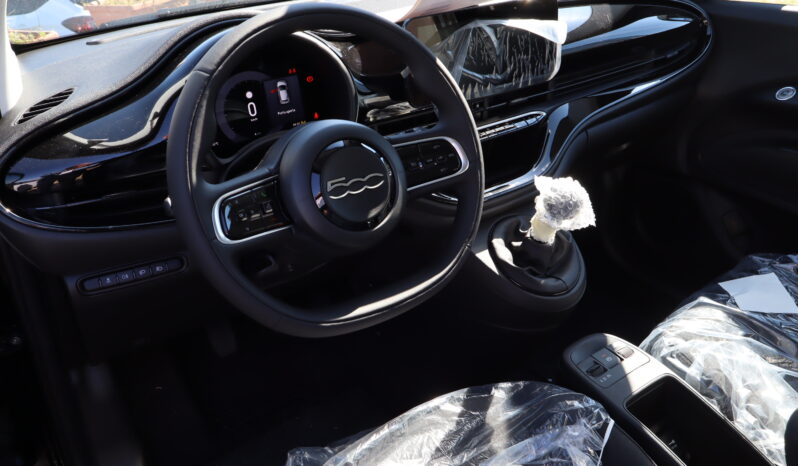
								FIAT NUOVA 500 1.0cc 65cv Hybrid ICON + Pack Comfort full									