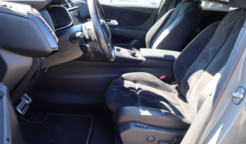 
								DS DS7 1.5cc BlueHDi 130cv Auto. PERFORMANCE LINE + full									