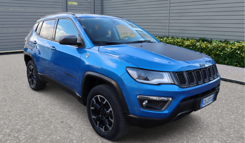 
								Jeep Compass 1.3cc Turbo T4 240cv PHEV 4XE AT6 Trailhawk full									