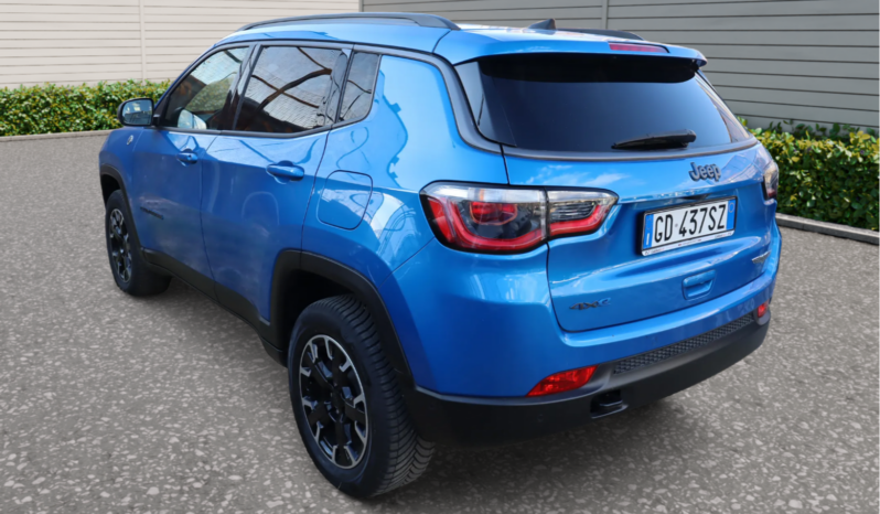 
								Jeep Compass 1.3cc Turbo T4 240cv PHEV 4XE AT6 Trailhawk full									