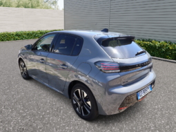 
										PEUGEOT 208 1.2cc PureTech 100cv S&S Allure full									