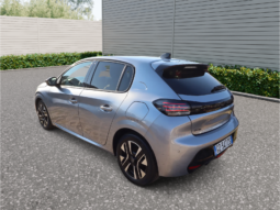 
										PEUGEOT 208 1.2cc PureTech 100cv S&S Allure full									