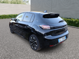 
										PEUGEOT 208 1.2cc PureTech 100cv S&S Allure full									