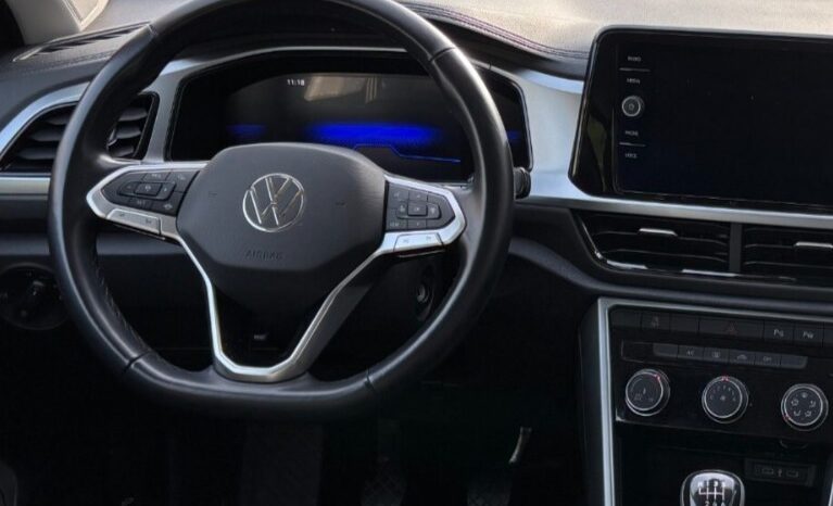 
								Volkswagen T-Roc 1.0cc TSI 110cv Life full									