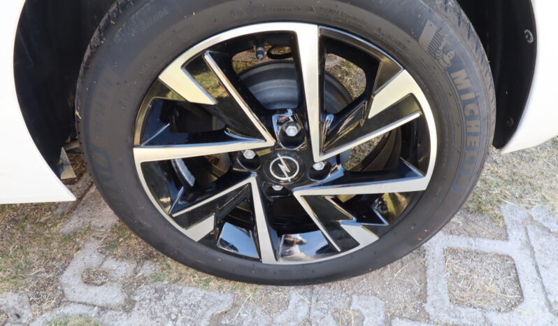 
								Opel New Corsa 1.2cc 100cv GS full									