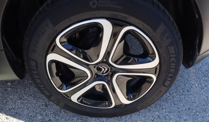 
								CITROEN C3 1.2cc PureTech 83cv S&S Plus full									