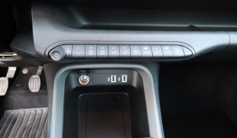
								JEEP AVENGER 1.2cc 100cc Longitude full									