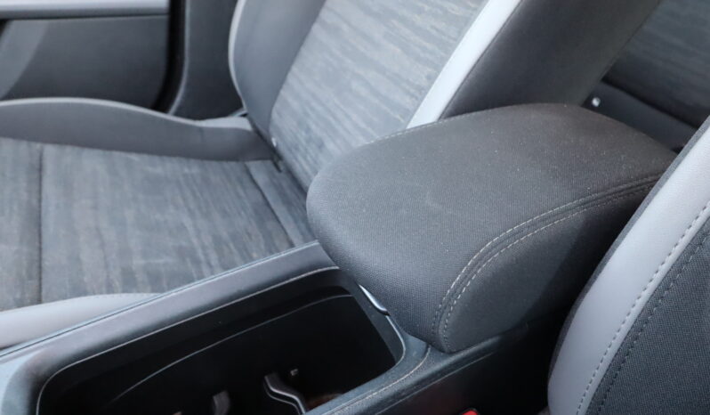 
								JEEP AVENGER 1.2cc 100cc Longitude full									