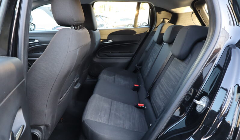 
								JEEP AVENGER 1.2cc 100cc Longitude full									