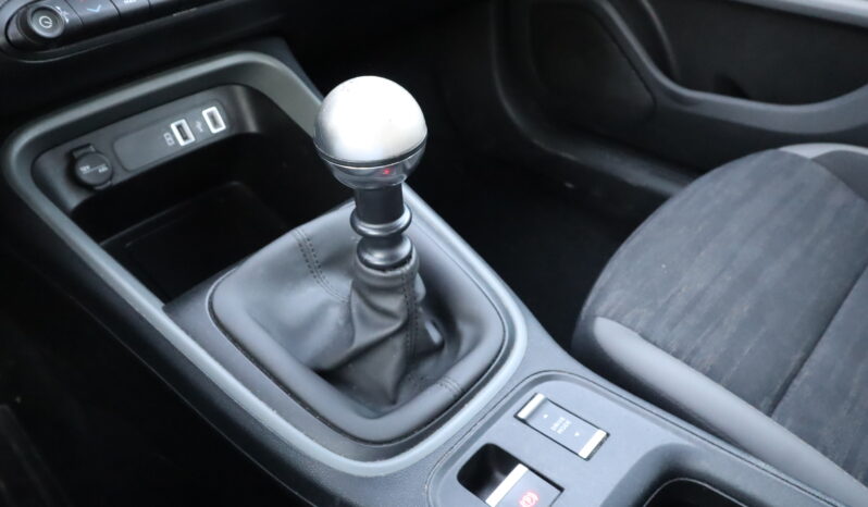 
								JEEP AVENGER 1.2cc 100cc Longitude full									
