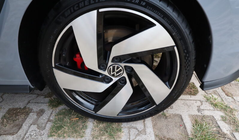 
								VolksWagen GOLF VIII 2.0cc TSI 245cv DSG Aut. GTI full									