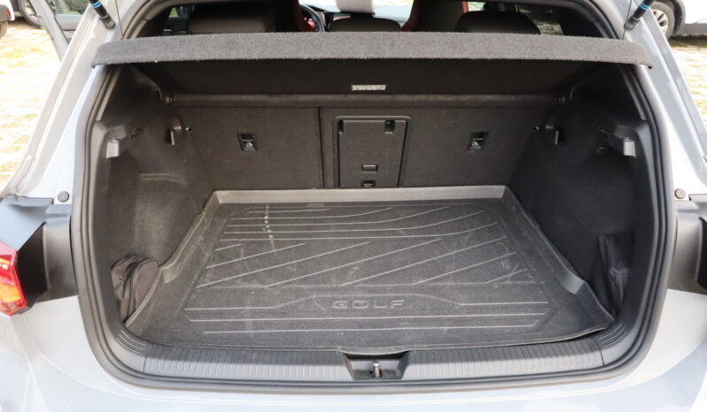 
								VolksWagen GOLF VIII 2.0cc TSI 245cv DSG Aut. GTI full									