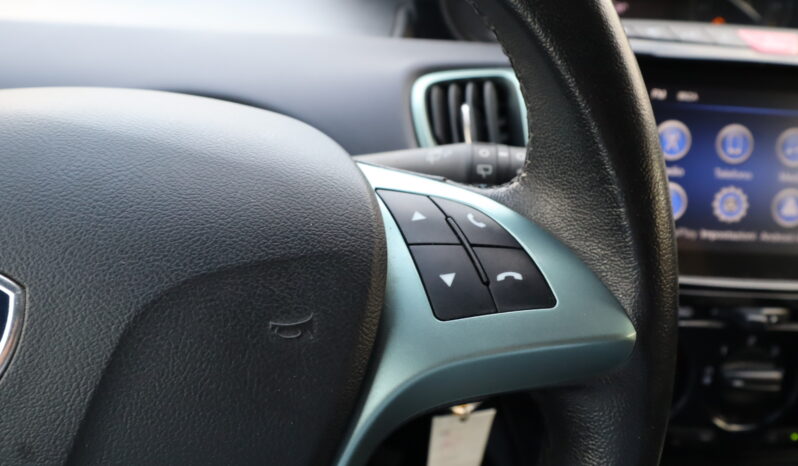 
								LANCIA YPSILON 1.0 HYBRID 70CV GOLD full									