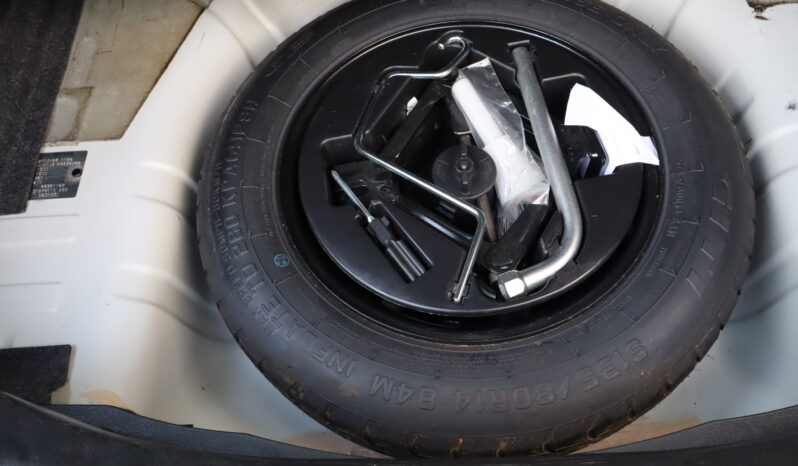 
								LANCIA YPSILON 1.0 HYBRID 70CV GOLD full									