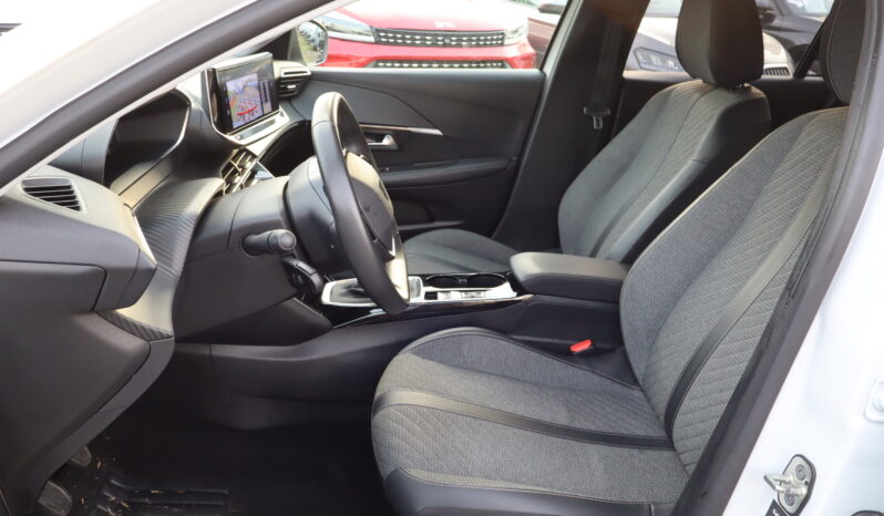 
								PEUGEOT 208 1.2cc PureTech 100cv S&S Allure full									