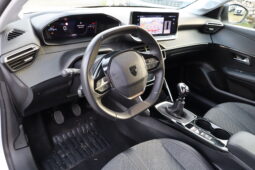 
										PEUGEOT 208 1.2cc PureTech 100cv S&S Allure full									