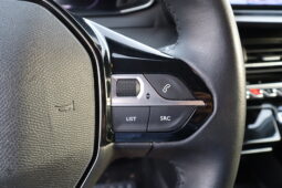 
										PEUGEOT 208 1.2cc PureTech 100cv S&S Allure full									