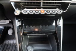 
										PEUGEOT 208 1.2cc PureTech 100cv S&S Allure full									