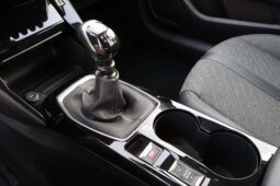 
										PEUGEOT 208 1.2cc PureTech 100cv S&S Allure full									