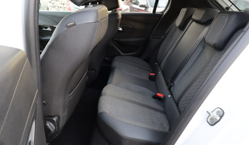 
								PEUGEOT 208 1.2cc PureTech 100cv S&S Allure full									