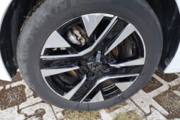 
										PEUGEOT 208 1.2cc PureTech 100cv S&S Allure full									
