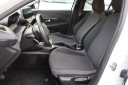 
										PEUGEOT 208 1.2cc PureTech 75cv S&S Active full									