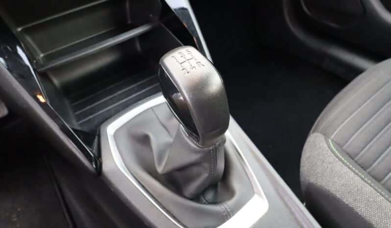 
								PEUGEOT 208 1.2cc PureTech 75cv S&S Active full									