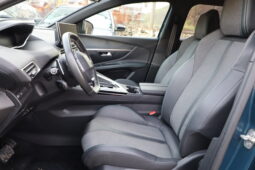 
										PEUGEOT 3008 1.5cc BlueHdi 130cv EAT8 ALLURE PACK full									