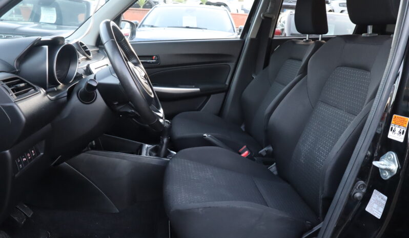 
								SUZUKI SWIFT 1.2cc HYBRID 83CV TOP full									