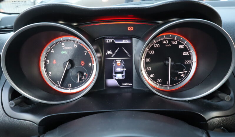 
								SUZUKI SWIFT 1.2cc HYBRID 83CV TOP full									