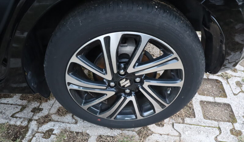 
								SUZUKI SWIFT 1.2cc HYBRID 83CV TOP full									