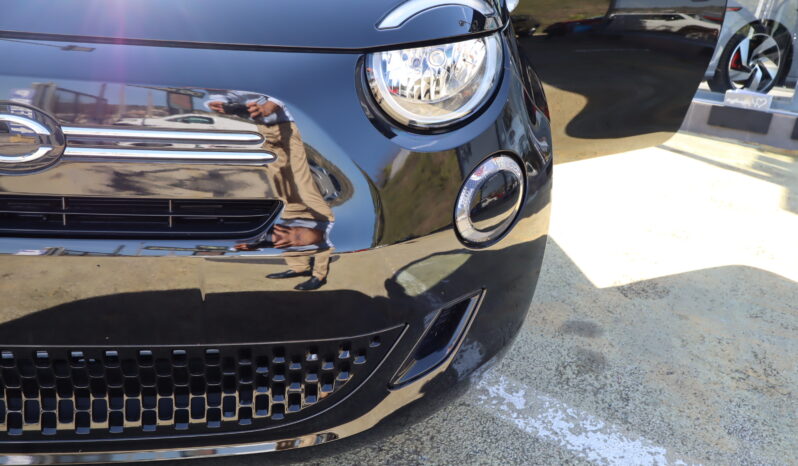 
								FIAT NUOVA 500 1.0cc 65cv Hybrid ICON full									