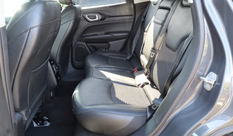 
								JEEP Compass 1.6cc Diesel 130cv Mt Fwd Limited full									