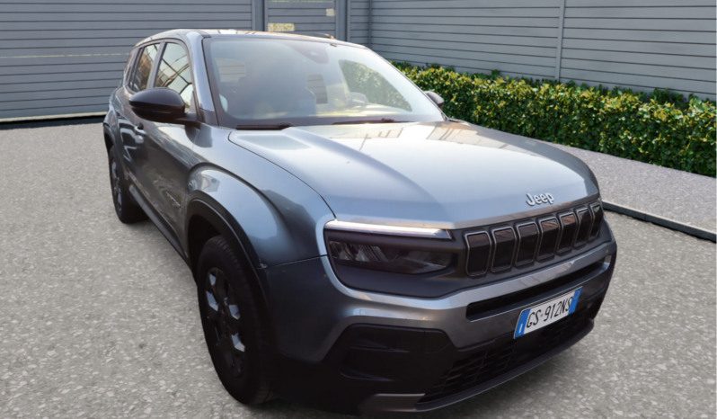 
								JEEP AVENGER 1.2cc 100cc Longitude full									