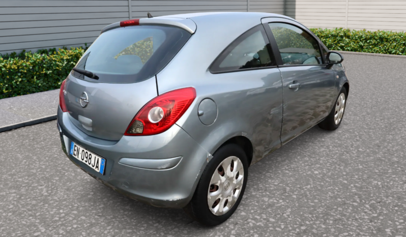 
								Opel Corsa 1.2cc 85cv 3 Porte GPL-TECH Elective full									