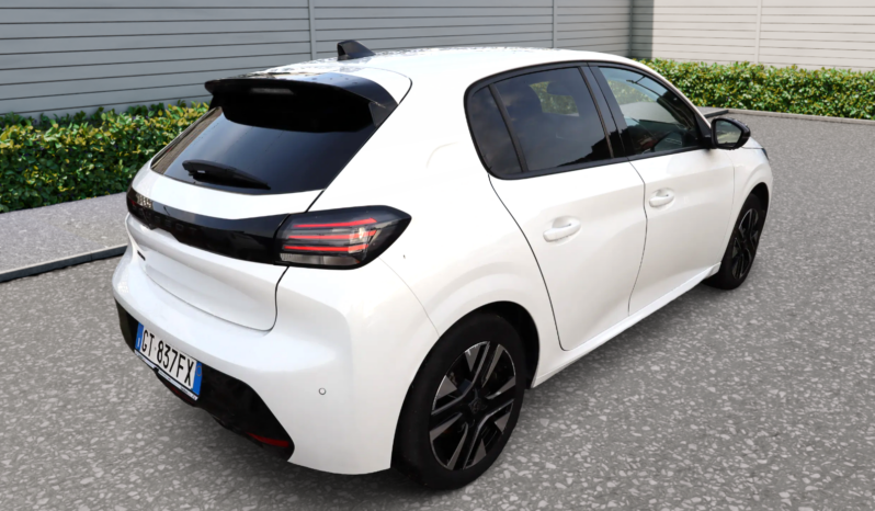 
								PEUGEOT 208 1.2cc PureTech 100cv S&S Allure full									