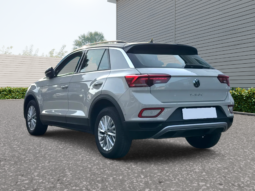 
										Volkswagen T-Roc 1.0cc TSI 110cv Life full									