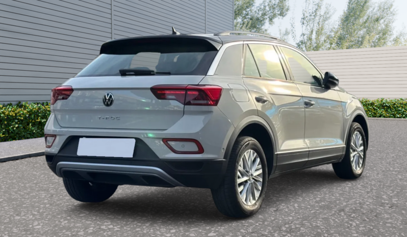
								Volkswagen T-Roc 1.0cc TSI 110cv Life full									